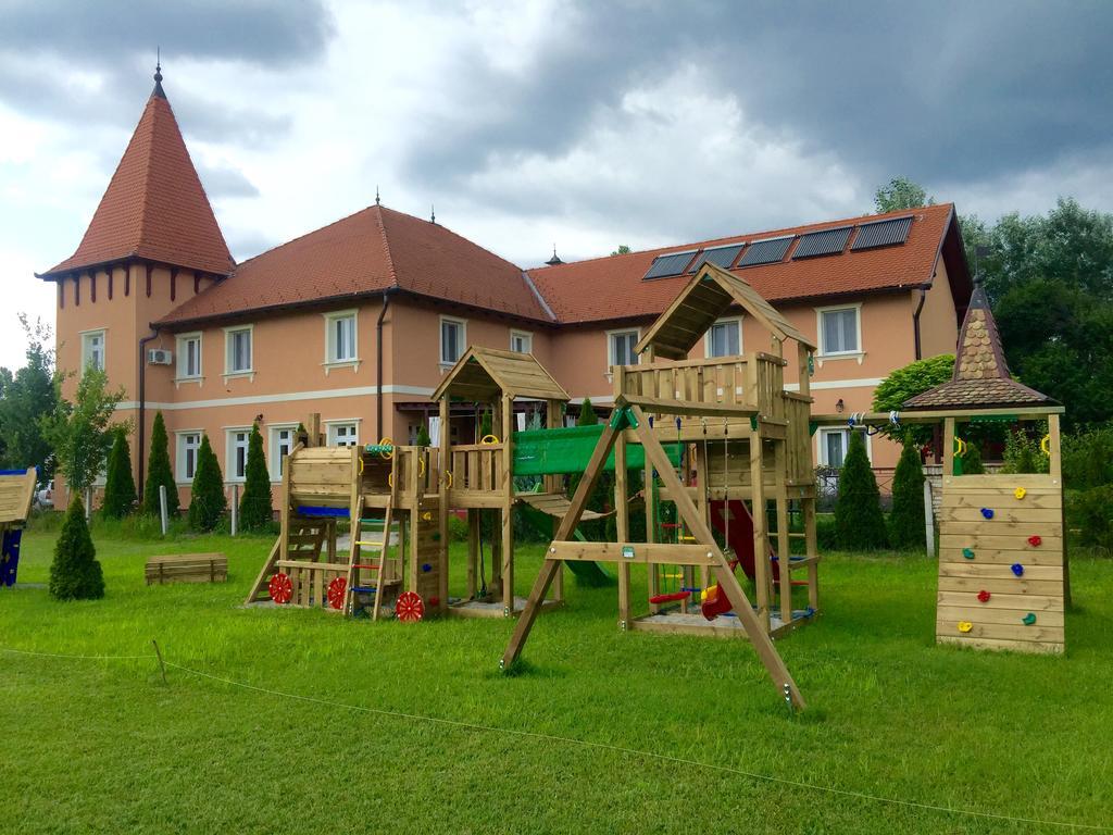 Villa Larus Palic Bagian luar foto